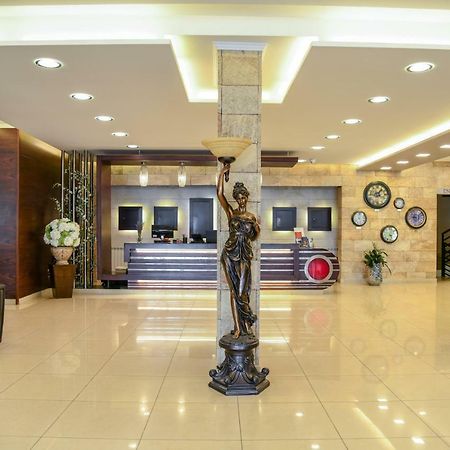 Serail Hotel Ehden Exterior photo